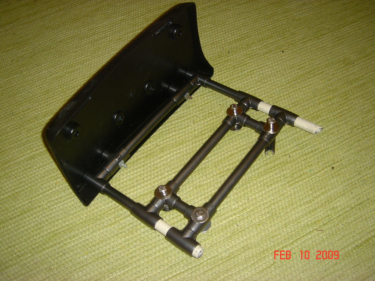 Plate bracket together.JPG