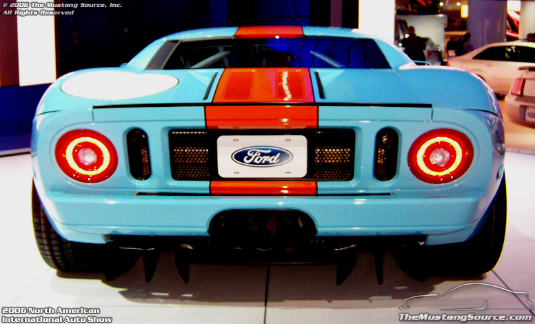 06 GT 40 rear orange.jpg