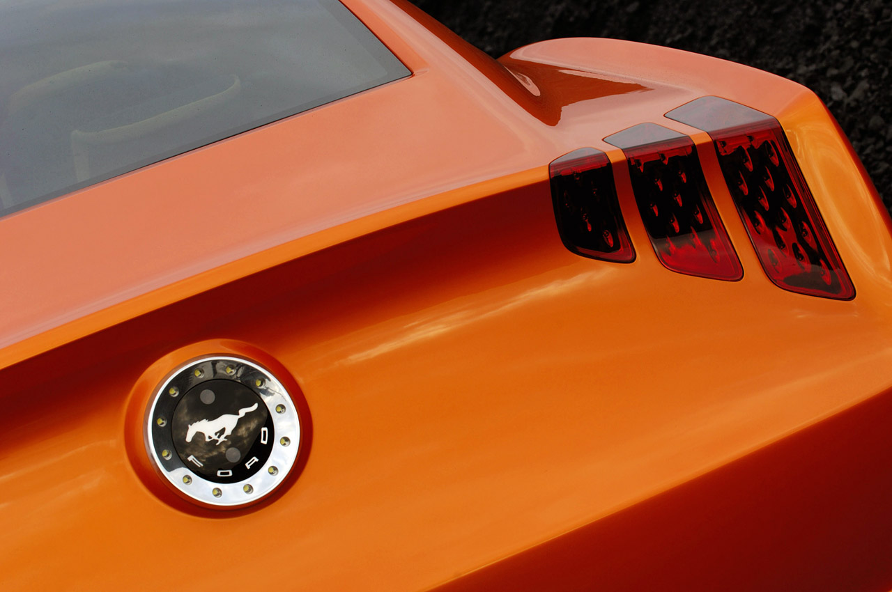 2015-mustang-preview.jpg